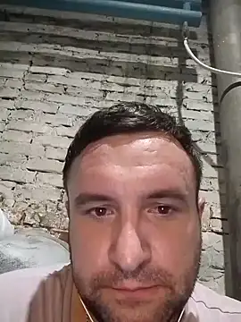 Snapshot of Ivandovxxxl_1010 chatting on 09/20/25, 11:17 Ivandovxxxl 1010 online show from 09/20/25, 11:17