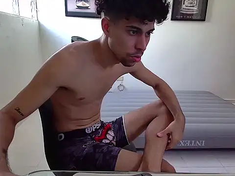 Dollarhot30 online show from 11/13/25, 04:28