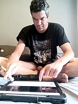 twitshe online show from 01/10/26, 04:47