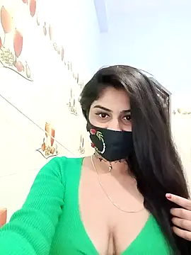 Snapshot of Hot-Soniya733 chatting on 02/10/26, 11:20 Hot-Soniya733 online show from 02/10/26, 11:20