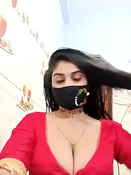 Snapshot of Hot-Soniya733 chatting on 02/12/26, 09:32 Hot-Soniya733 online show from 02/12/26, 09:32