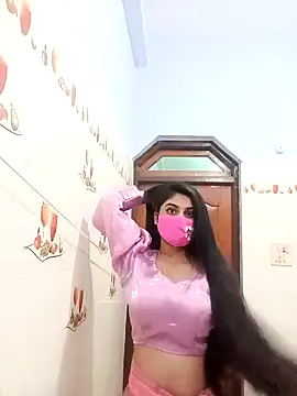 Snapshot of Hot-Soniya733 chatting on 02/14/26, 07:54 Hot-Soniya733 online show from 02/14/26, 07:54