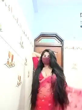 Snapshot of Hot-Soniya733 chatting on 02/22/26, 02:48 Hot-Soniya733 online show from 02/22/26, 02:48