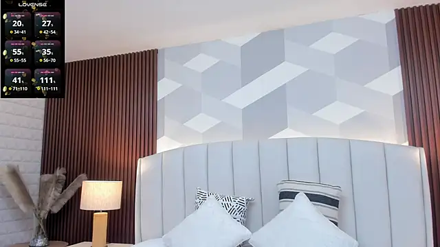 Mommy Naughty online show from 04/28/26, 11:26