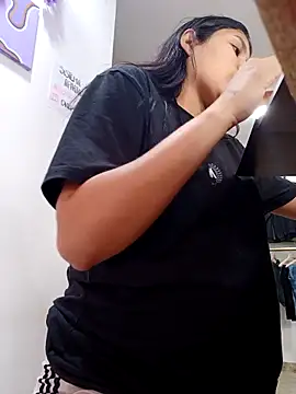 Snapshot of burbuja02 chatting on 02/05/26, 07:40 burbuja02 online show from 02/05/26, 07:40