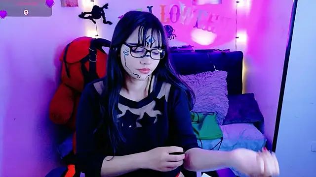 MiaVelvetDoll online show from 10/23/25, 02:05