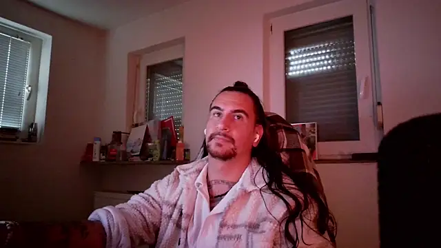 Diosmio069 online show from 11/30/25, 01:37