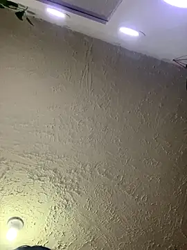 Snapshot of EmmaStonns chatting on 11/06/25, 01:39 EmmaStonns online show from 11/06/25, 01:39