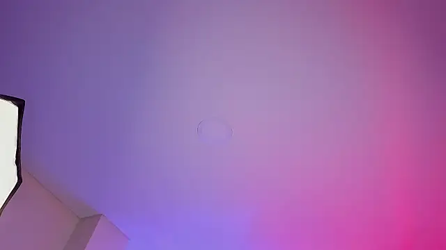 Snapshot of EmmaStonns chatting on 11/22/25, 12:31 EmmaStonns online show from 11/22/25, 12:31