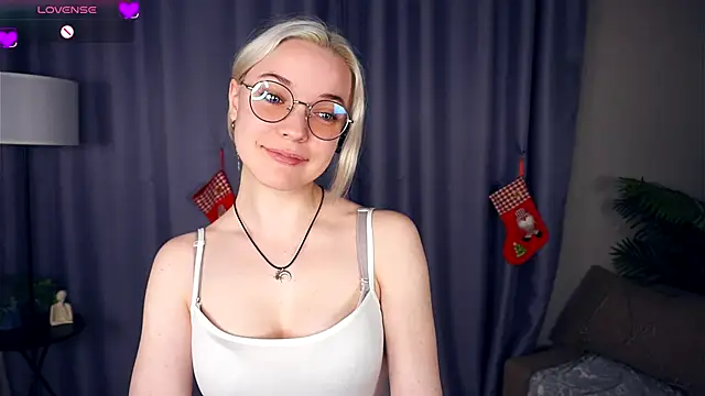 EdaKirkIin online show from 12/18/25, 05:24