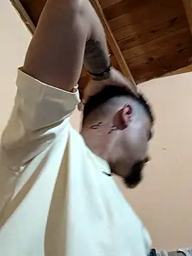 Snapshot of Juuaanp3 chatting on 01/05/26, 11:19 Juuaanp3 online show from 01/05/26, 11:19