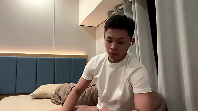 Snapshot of jensenyep chatting on 01/17/26, 03:50 jensenyep online show from 01/17/26, 03:50