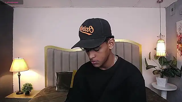 jhos padill online show from 06/19/26, 01:26