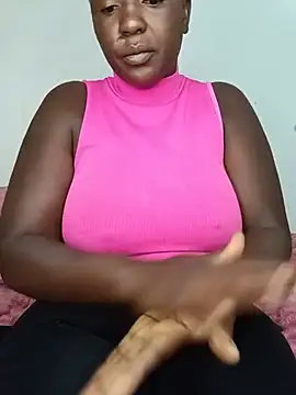 Snapshot of DarkQueen_94 chatting on 07/05/26, 04:30 DarkQueen 94 online show from 07/05/26, 04:30