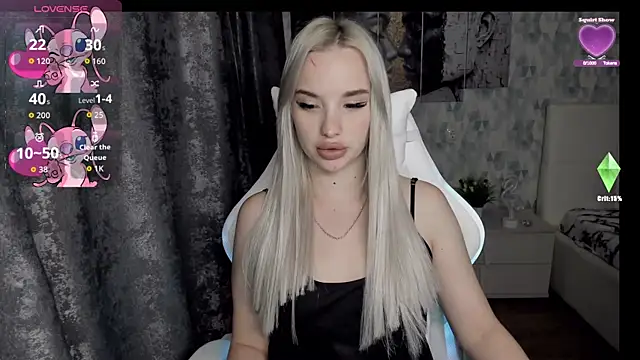 Snapshot of KiraKrox chatting on 09/10/25, 09:15 KiraKrox online show from 09/10/25, 09:15