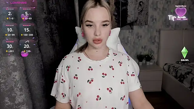 Snapshot of KiraKrox chatting on 10/11/25, 03:10 KiraKrox online show from 10/11/25, 03:10