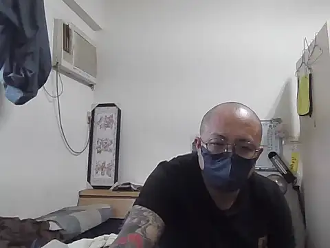 pwq77 online show from 11/20/25, 06:57