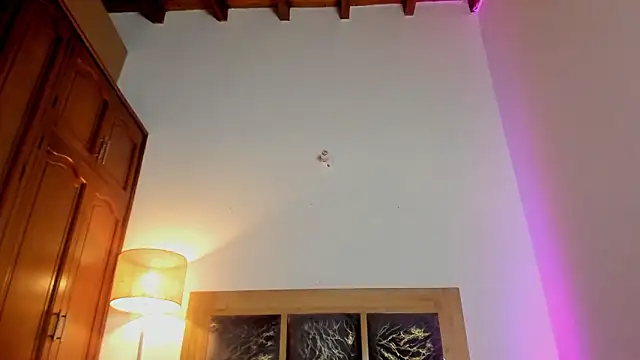 Snapshot of valentina_king18 chatting on 02/20/26, 03:03 valentina king18 online show from 02/20/26, 03:03