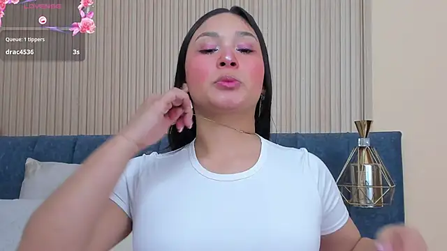 Snapshot of angel_ponce chatting on 09/30/25, 07:08 angel ponce online show from 09/30/25, 07:08