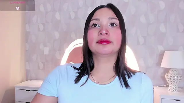 Snapshot of angel_ponce chatting on 10/04/25, 12:47 angel ponce online show from 10/04/25, 12:47