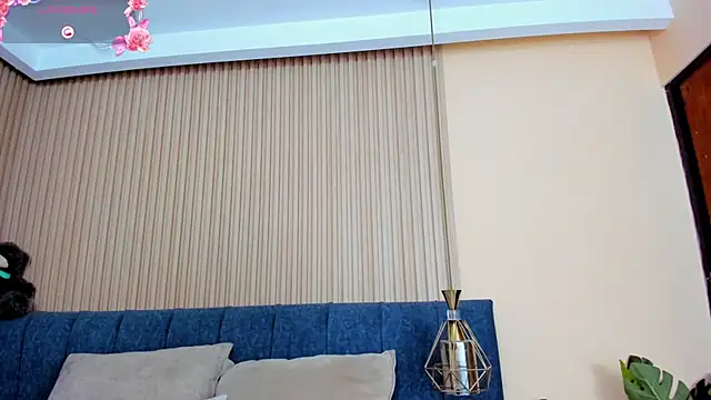 Snapshot of angel_ponce chatting on 11/03/25, 07:37 angel ponce online show from 11/03/25, 07:37