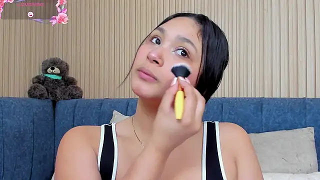 Snapshot of angel_ponce chatting on 11/13/25, 07:13 angel ponce online show from 11/13/25, 07:13