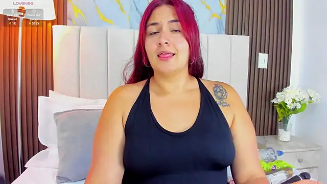 Victoria Guzman online show from 04/30/26, 04:24