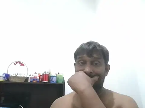 Snapshot of Chathutharu chatting on 01/12/26, 06:13 Chathutharu online show from 01/12/26, 06:13