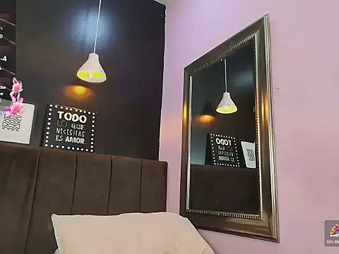 tiiny emilly online show from 03/07/26, 08:39