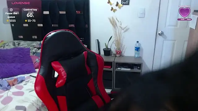 BasmaHernandez online show from 10/24/25, 11:50