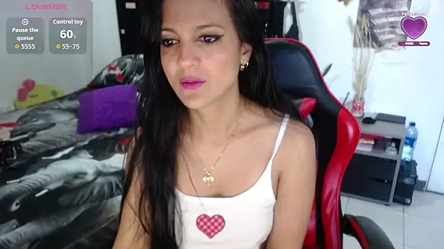 BasmaHernandez online show from 11/26/25, 01:34