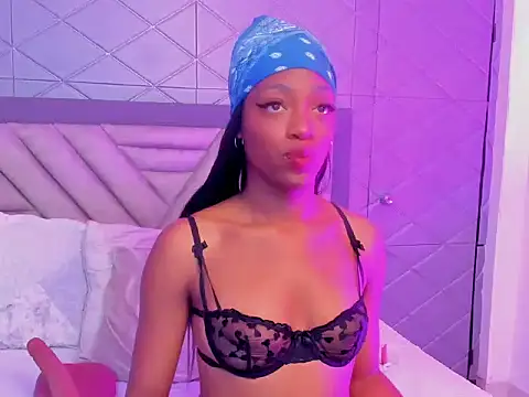 ElisabettaMonroy online show from 11/14/25, 06:39