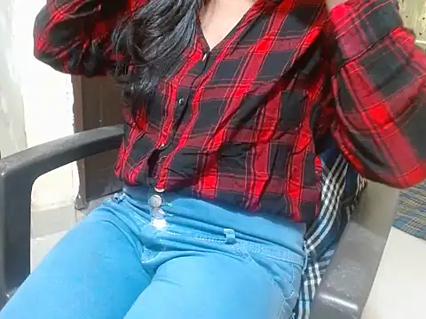 Snapshot of shallyji chatting on 09/19/25, 04:58 shallyji online show from 09/19/25, 04:58