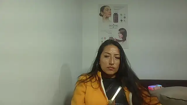 Snapshot of AlbyberCH chatting on 06/15/26, 04:47 AlbyberCH online show from 06/15/26, 04:47