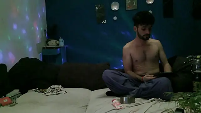 Snapshot of young_swisscouple chatting on 11/15/25, 05:42 young swisscouple online show from 11/15/25, 05:42