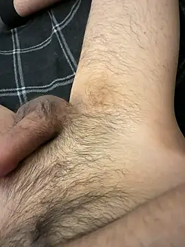 Snapshot of T0PPERS chatting on 03/16/26, 05:44 T0PPERS online show from 03/16/26, 05:44