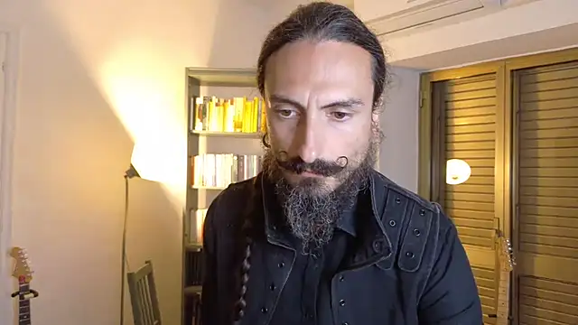 Snapshot of Mrkurt86 chatting on 10/09/25, 03:54 Mrkurt86 online show from 10/09/25, 03:54