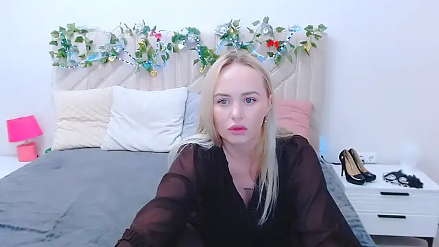 LiluMoon   online show from 04/21/26, 04:01