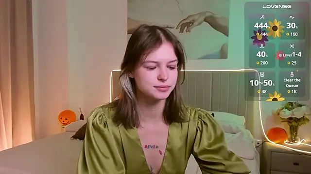 Lisa Blossom online show from 11/05/25, 06:02