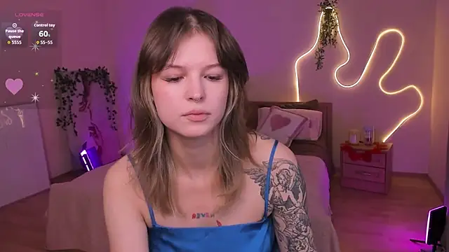 Lisa Blossom online show from 06/16/26, 06:05