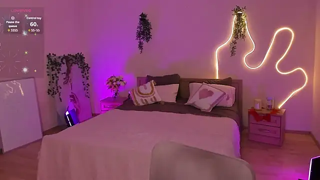 Lisa Blossom online show from 06/23/26, 06:11