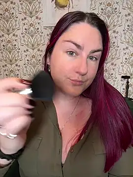 Snapshot of Lacey-BBW chatting on 10/06/25, 09:01 Lacey-BBW online show from 10/06/25, 09:01