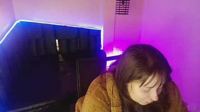  Emily rosee  online show from 11/25/25, 11:10