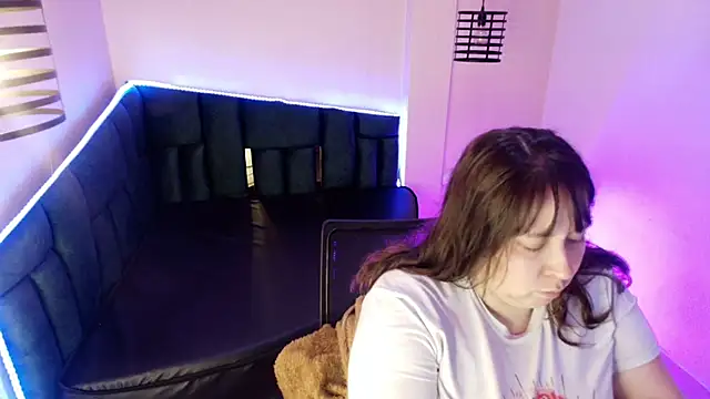  Emily rosee  online show from 12/03/25, 11:30