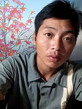 Snapshot of LuPhungg chatting on 09/23/25, 02:36 LuPhungg online show from 09/23/25, 02:36