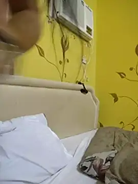 YayeeShow online show from 11/23/25, 02:28