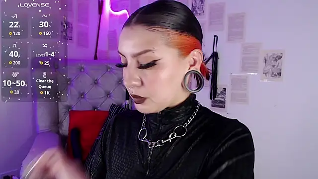 Snapshot of FabulousVenus chatting on 04/22/26, 03:13 FabulousVenus online show from 04/22/26, 03:13