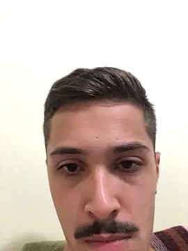 henriquexz244 online show from 03/10/26, 10:37