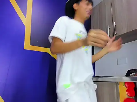 gustavo saaled19  online show from 09/15/25, 06:52