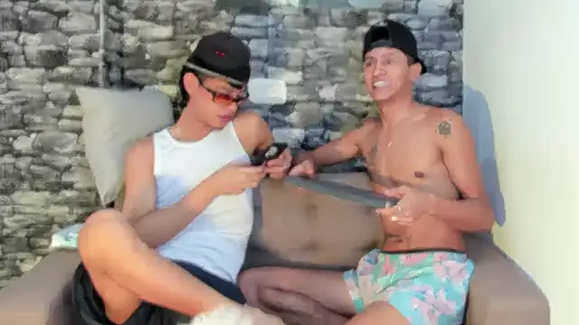 gustavo saaled19  online show from 11/08/25, 10:30